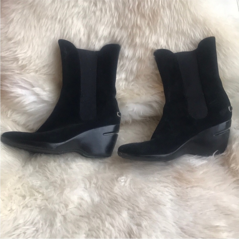 Cole Haan suede ankle boots Nike air 7